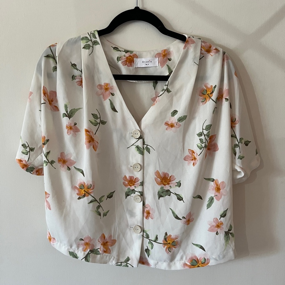 Elodie White Flutter Sleeve Crop Blouse